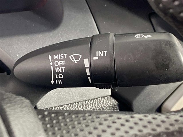 Used 2025 Toyota Tacoma SR image 17