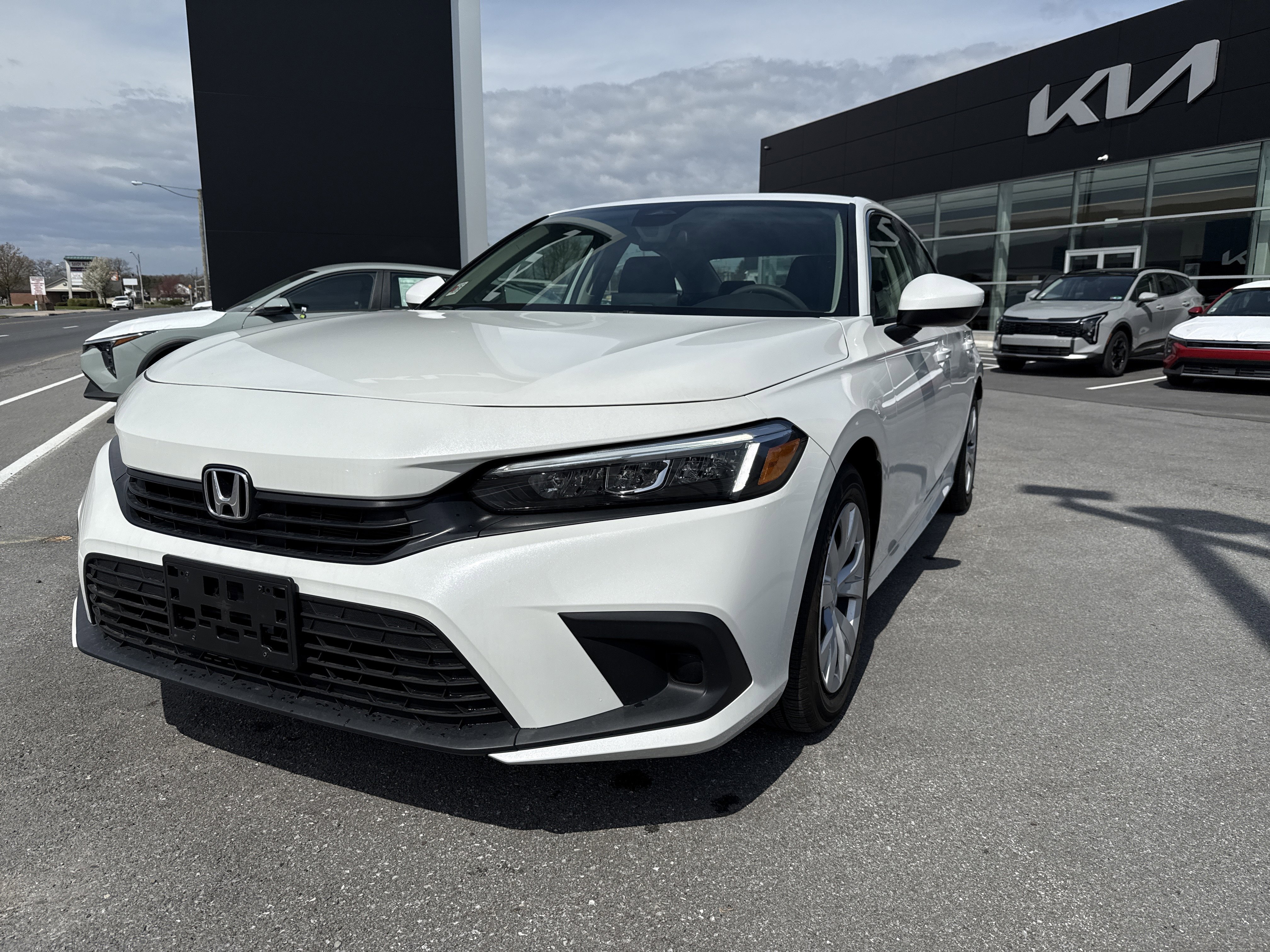 Used 2024 Honda Civic LX image 8