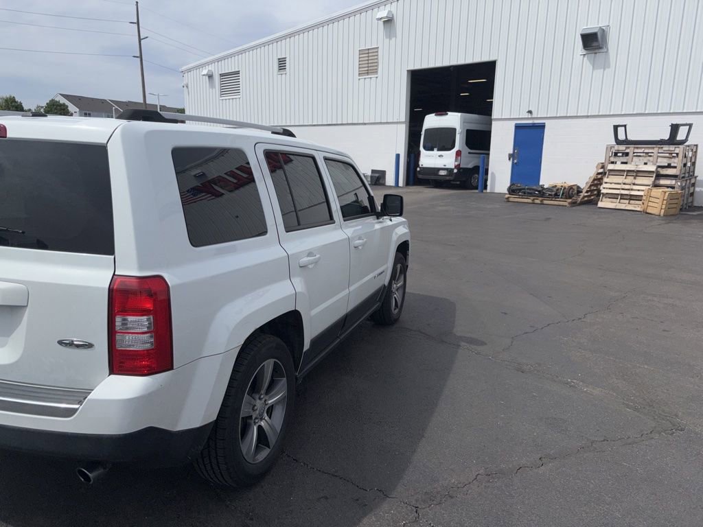 Used 2016 Jeep Patriot High Altitude FWD image 5