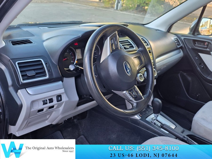Used 2016 Subaru Forester 2.5i Premium w/ All-Weather Package AWD/4WD image 9