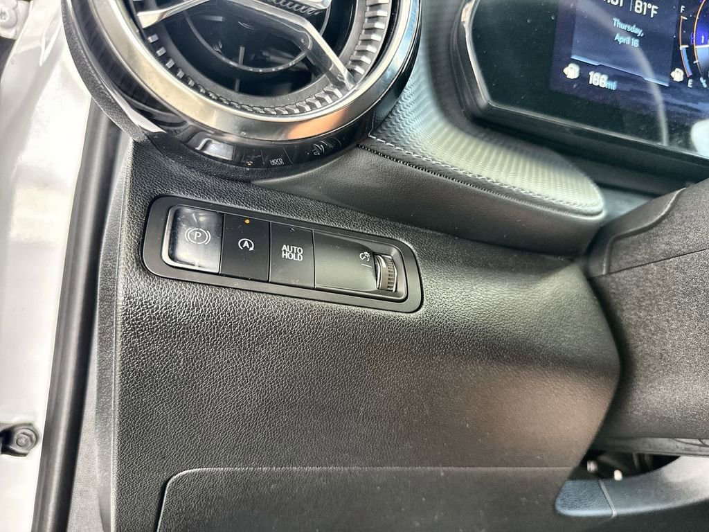 Used 2025 Chevrolet Equinox LT FWD image 10