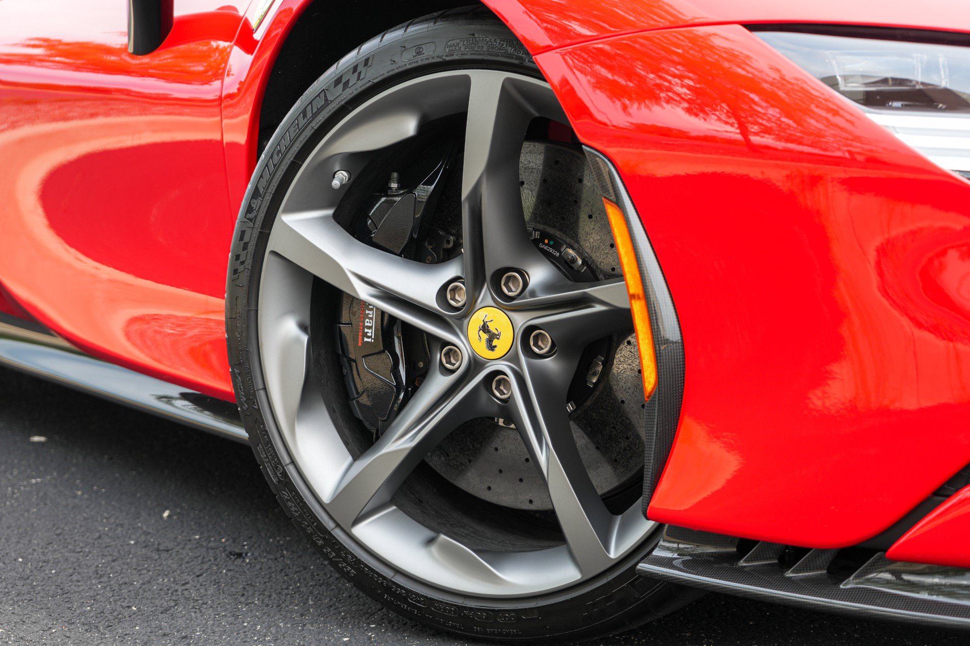 Used 2022 Ferrari SF90 Stradale AWD/4WD image 11