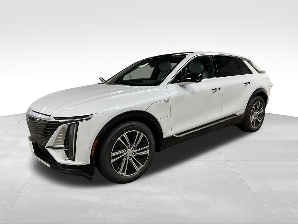 New 2026 Cadillac Lyriq Luxury AWD/4WD image 4