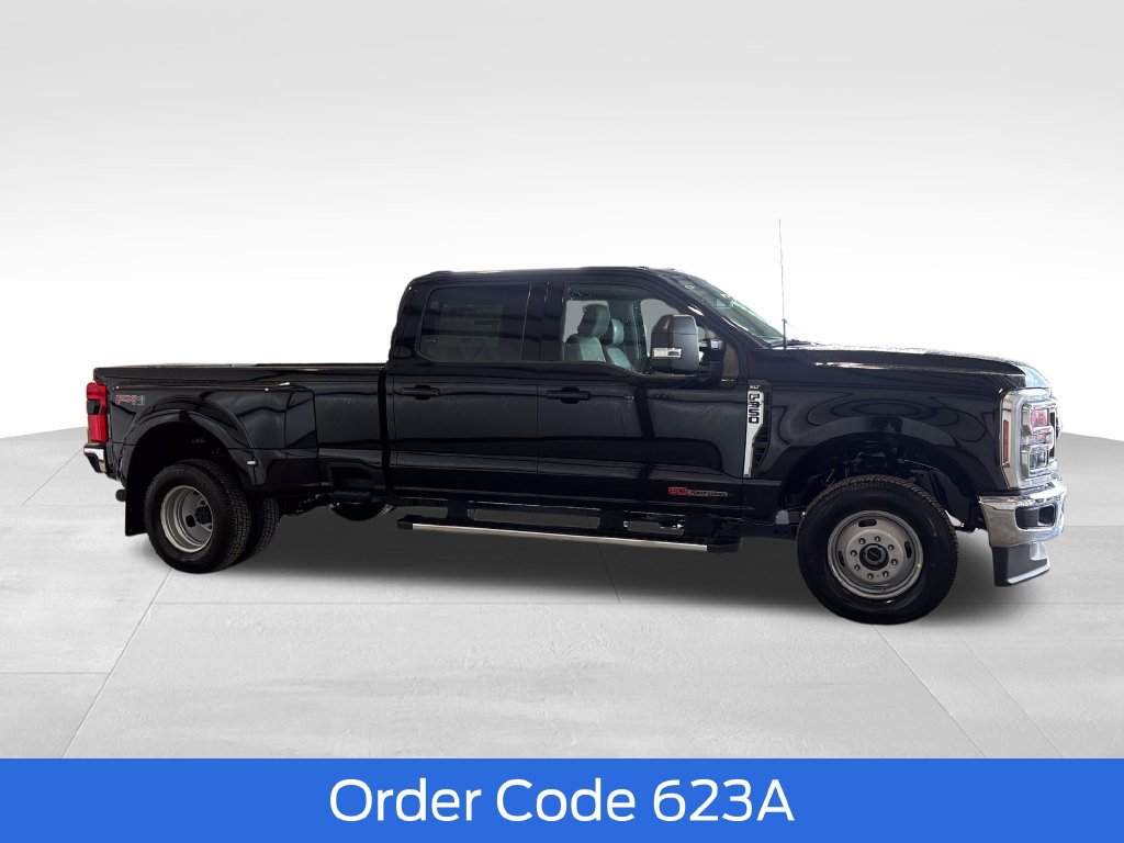 New 2027 Ford F350 XLT w/ XLT Premium Package AWD/4WD image 8