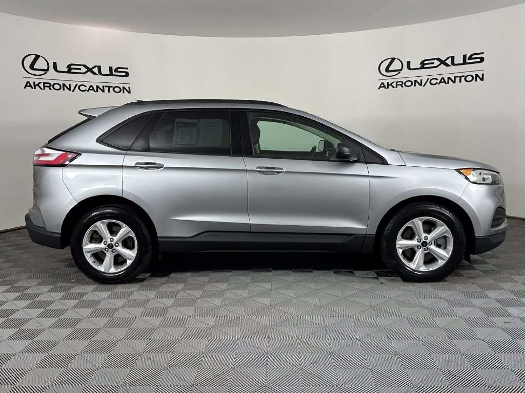 Used 2023 Ford Edge SE AWD/4WD image 4
