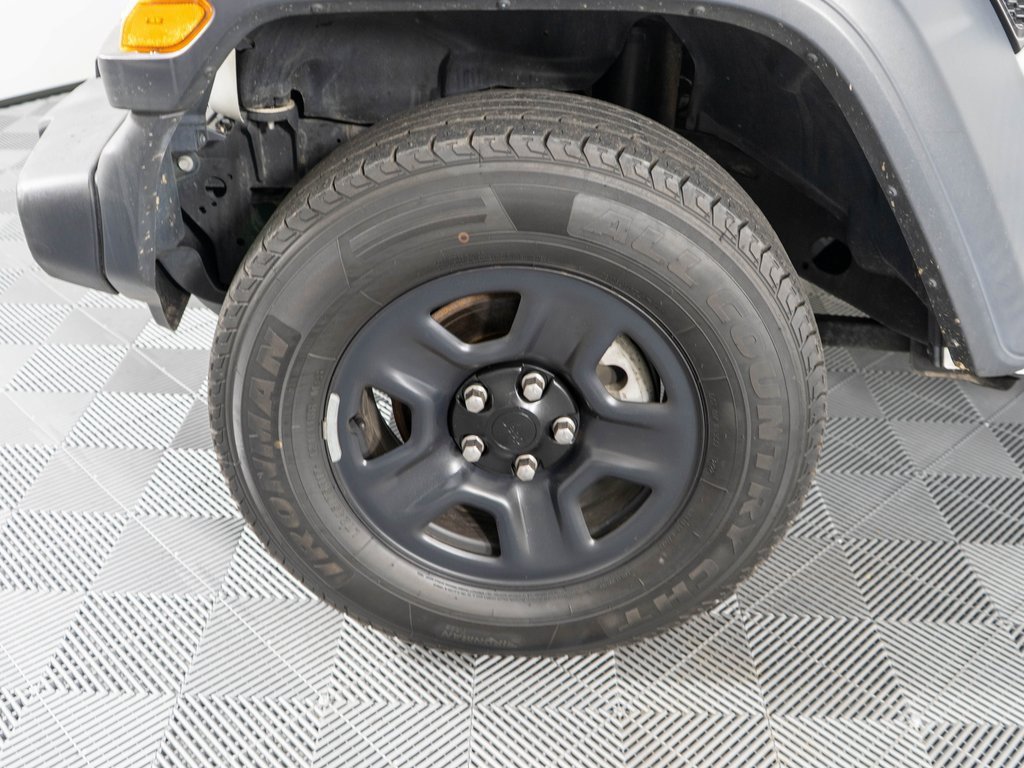 Used 2018 Jeep Wrangler Unlimited Sport image 20