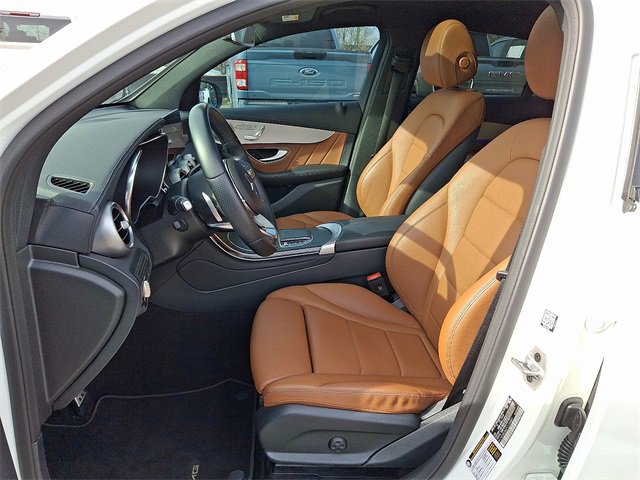 Used 2023 Mercedes-Benz GLC 300 4MATIC Coupe image 10