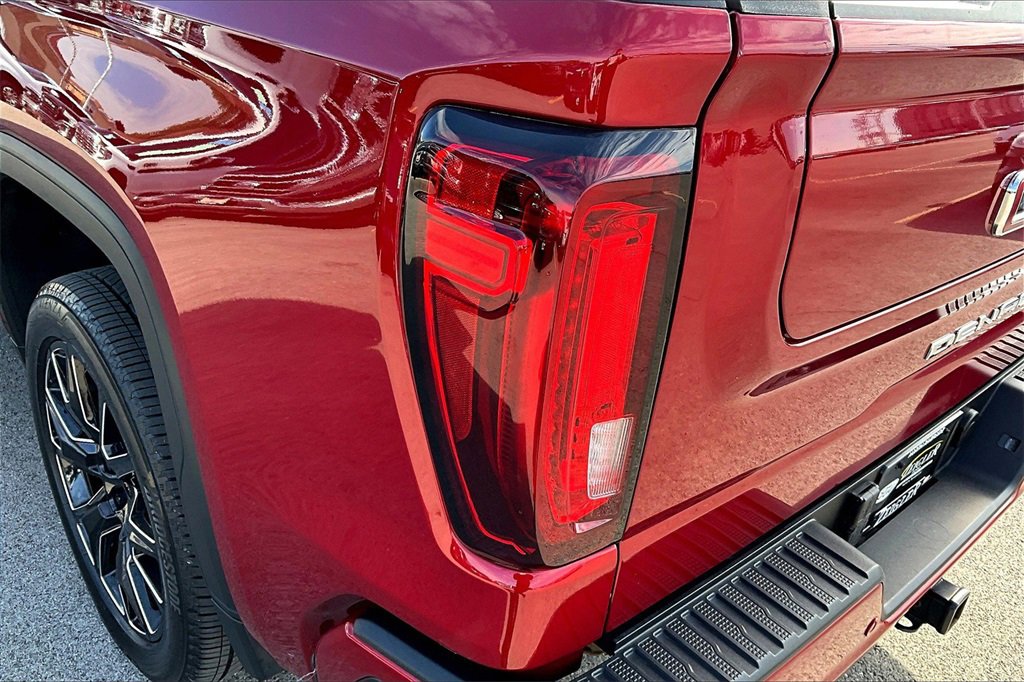 Used 2022 GMC Sierra 1500 Denali w/ Technology Package image 29
