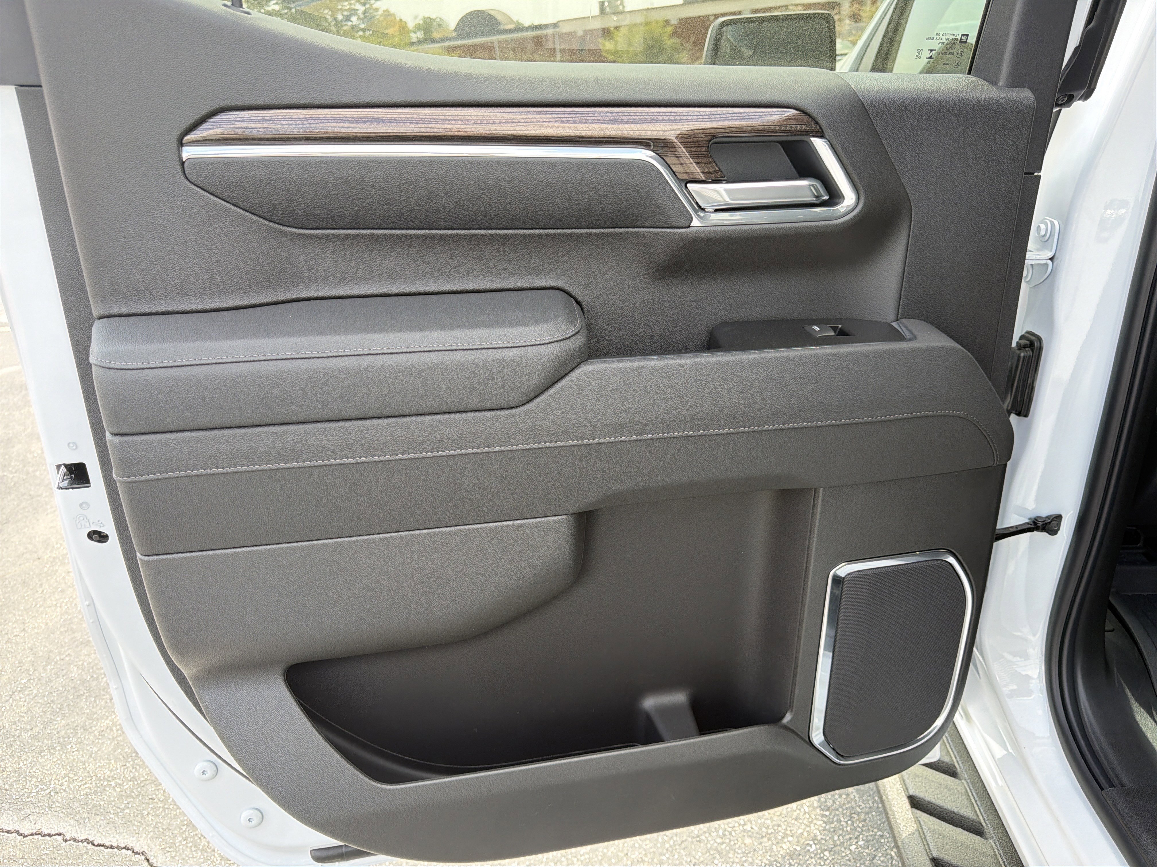 New 2026 Chevrolet Silverado 1500 LT Trail Boss w/ Convenience Package II image 21