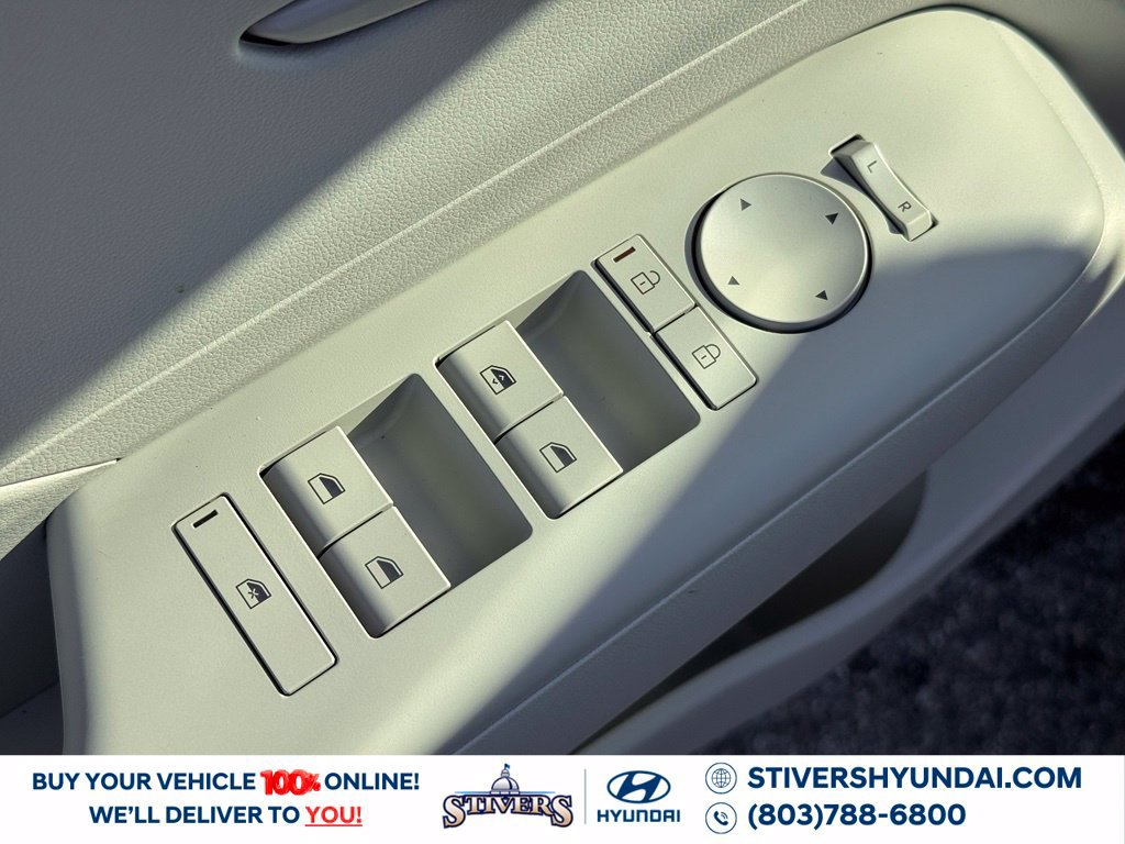 New 2027 Hyundai Kona SE FWD image 21