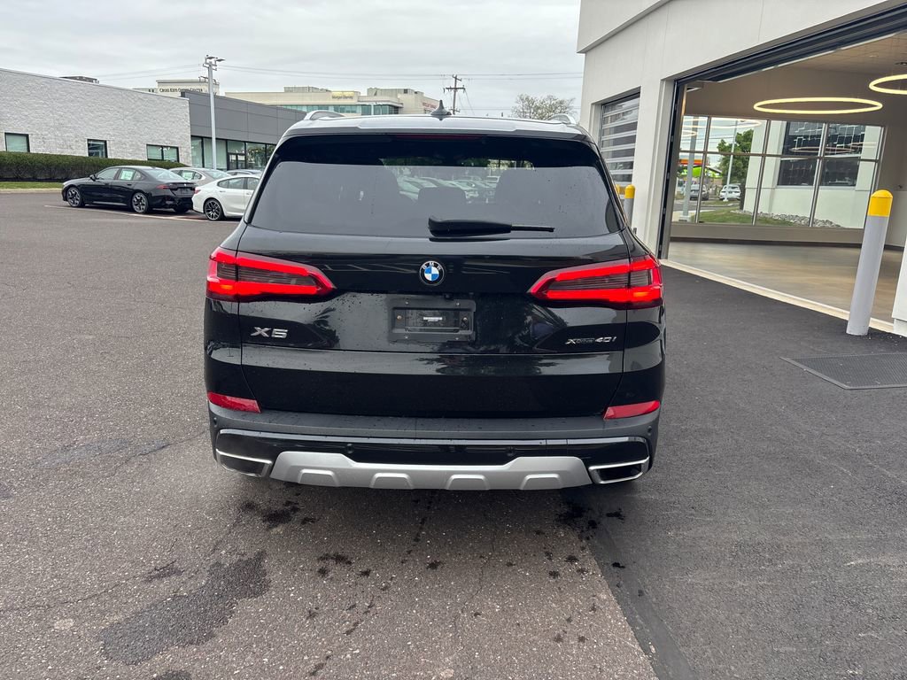 Used 2019 BMW X5 xDrive40i w/ Premium Package 2 AWD/4WD image 5