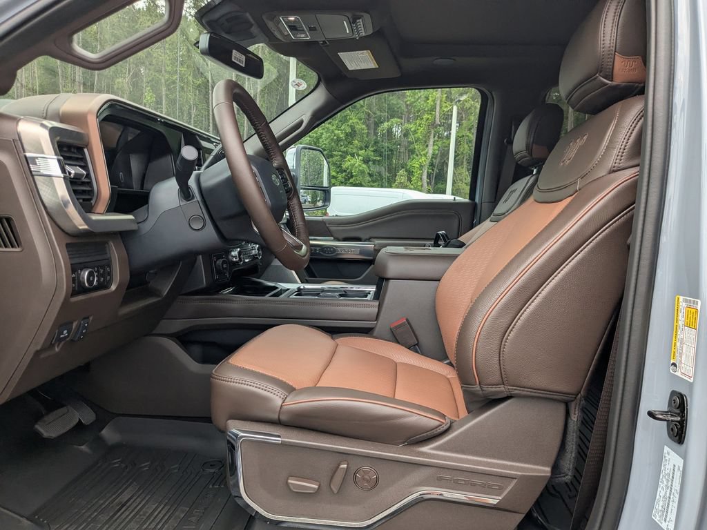 New 2026 Ford F350 King Ranch w/ Chrome Package AWD/4WD image 15