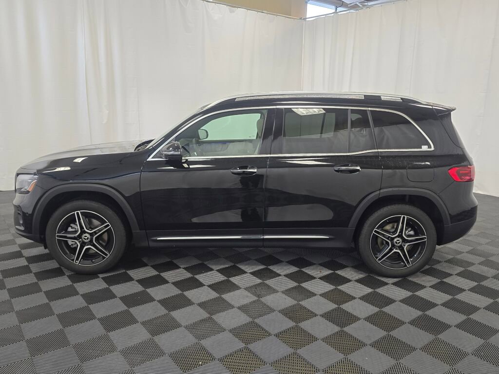 New 2026 Mercedes-Benz GLB 250 4MATIC image 3