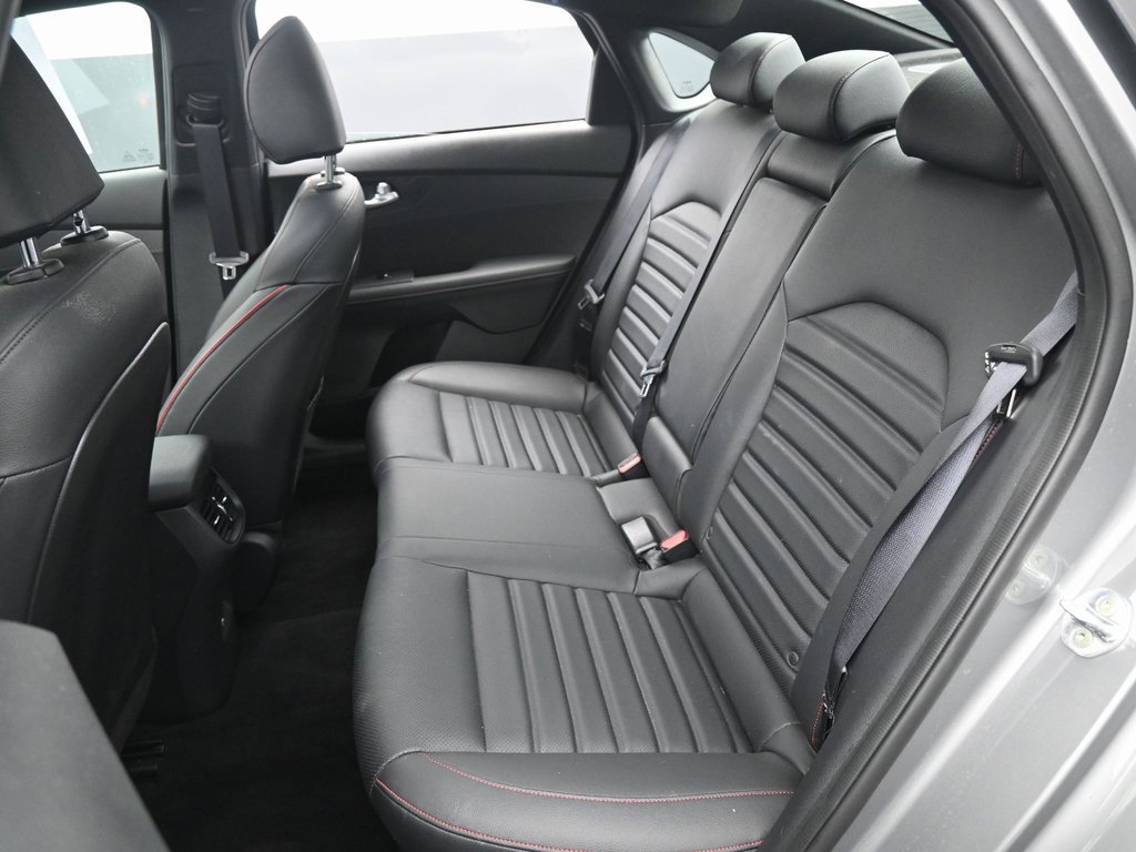 Used 2023 Kia Forte GT image 31