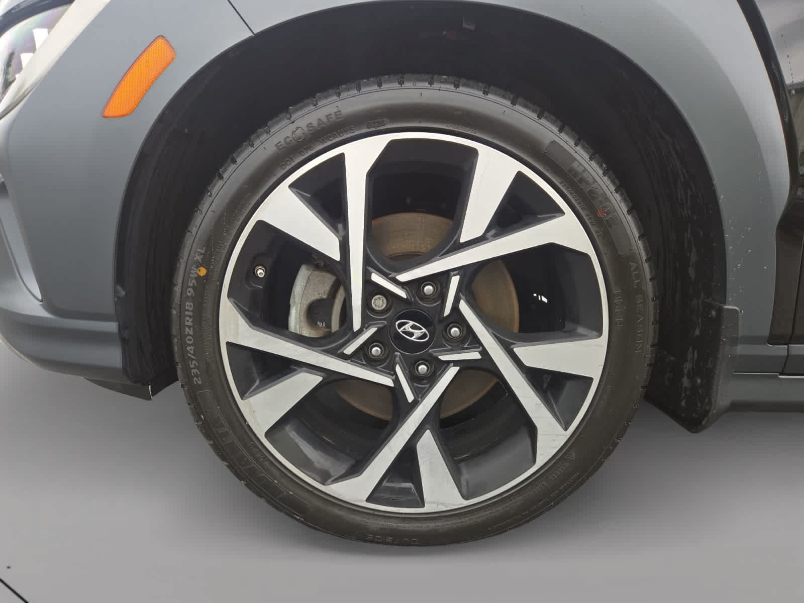 Used 2022 Hyundai Kona Limited w/ Cargo Package AWD/4WD image 9