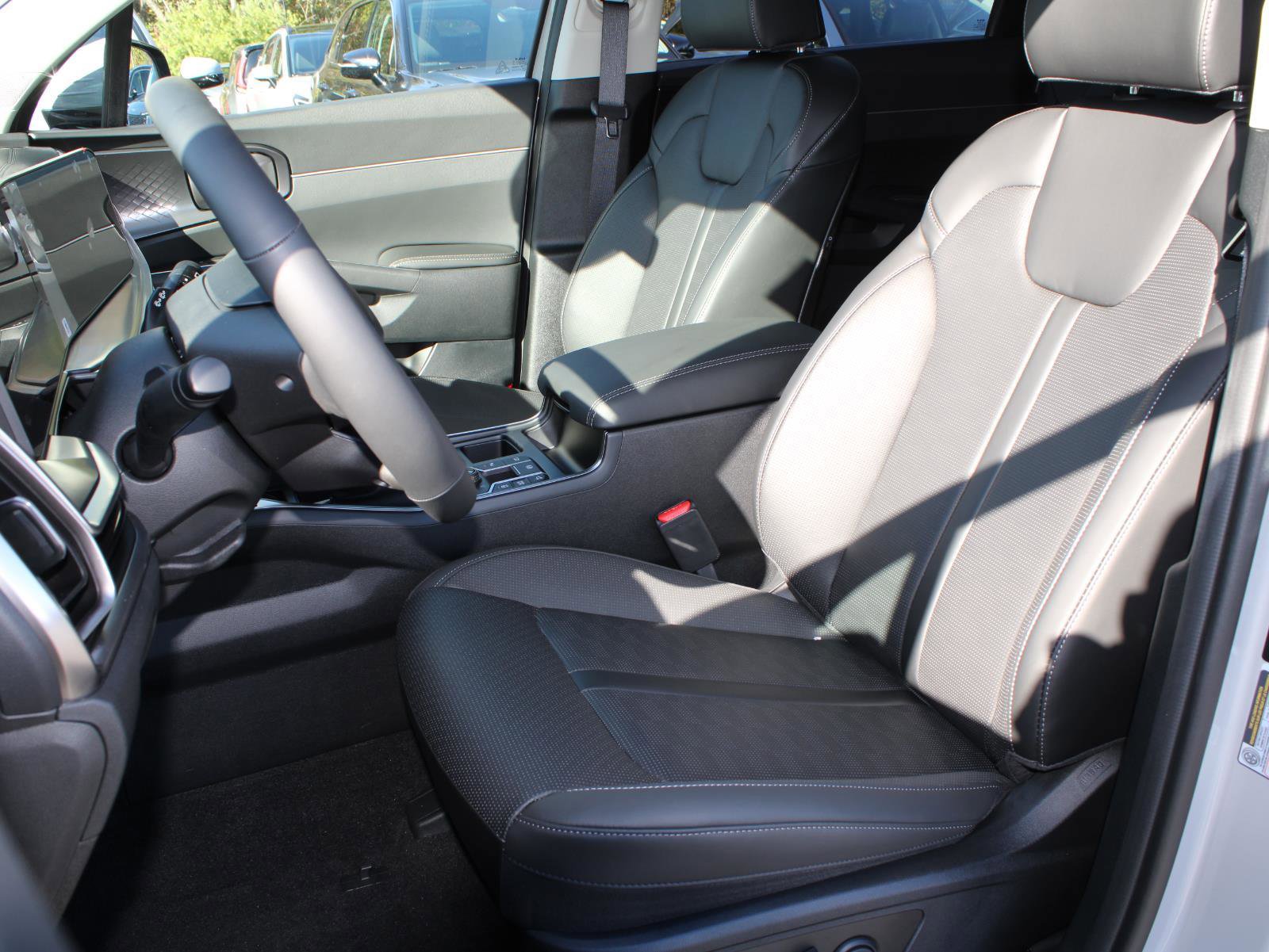 New 2026 Kia Sorento S image 14