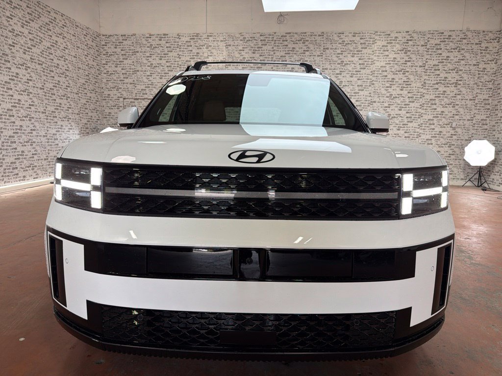 New 2027 Hyundai Santa Fe Calligraphy FWD image 2