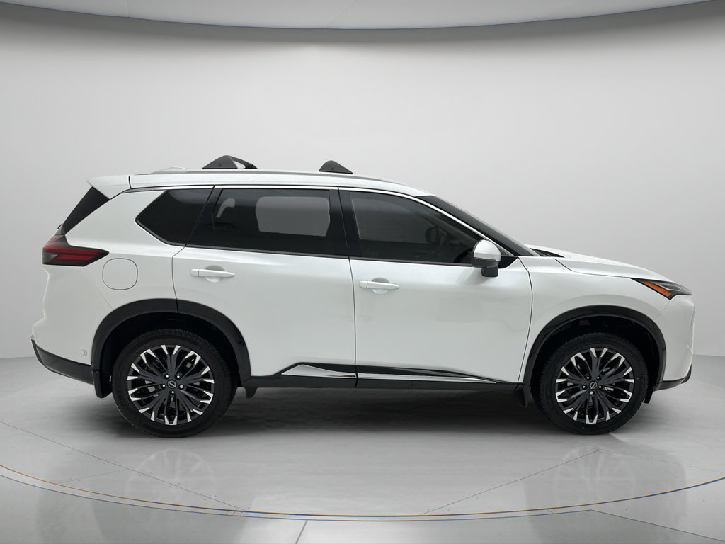 Used 2026 Nissan Rogue Platinum w/ Platinum Premium Package AWD/4WD image 4
