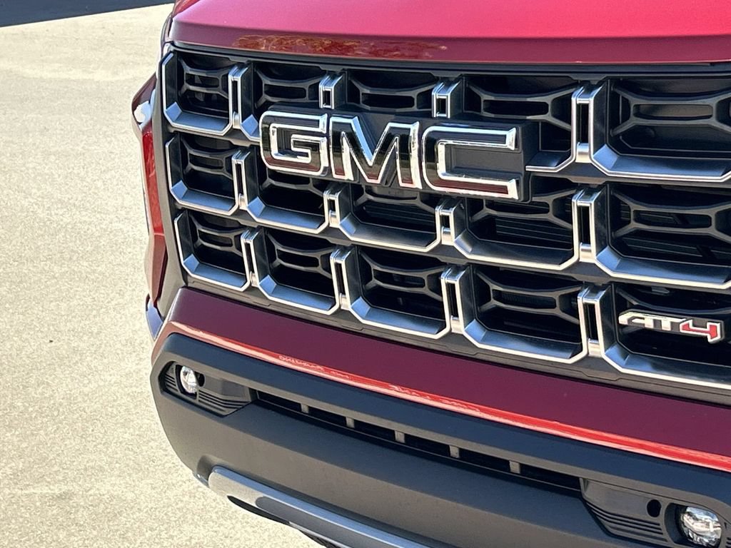 Used 2026 GMC Canyon AT4 w/ Nightfall Essentials Package AWD/4WD image 30