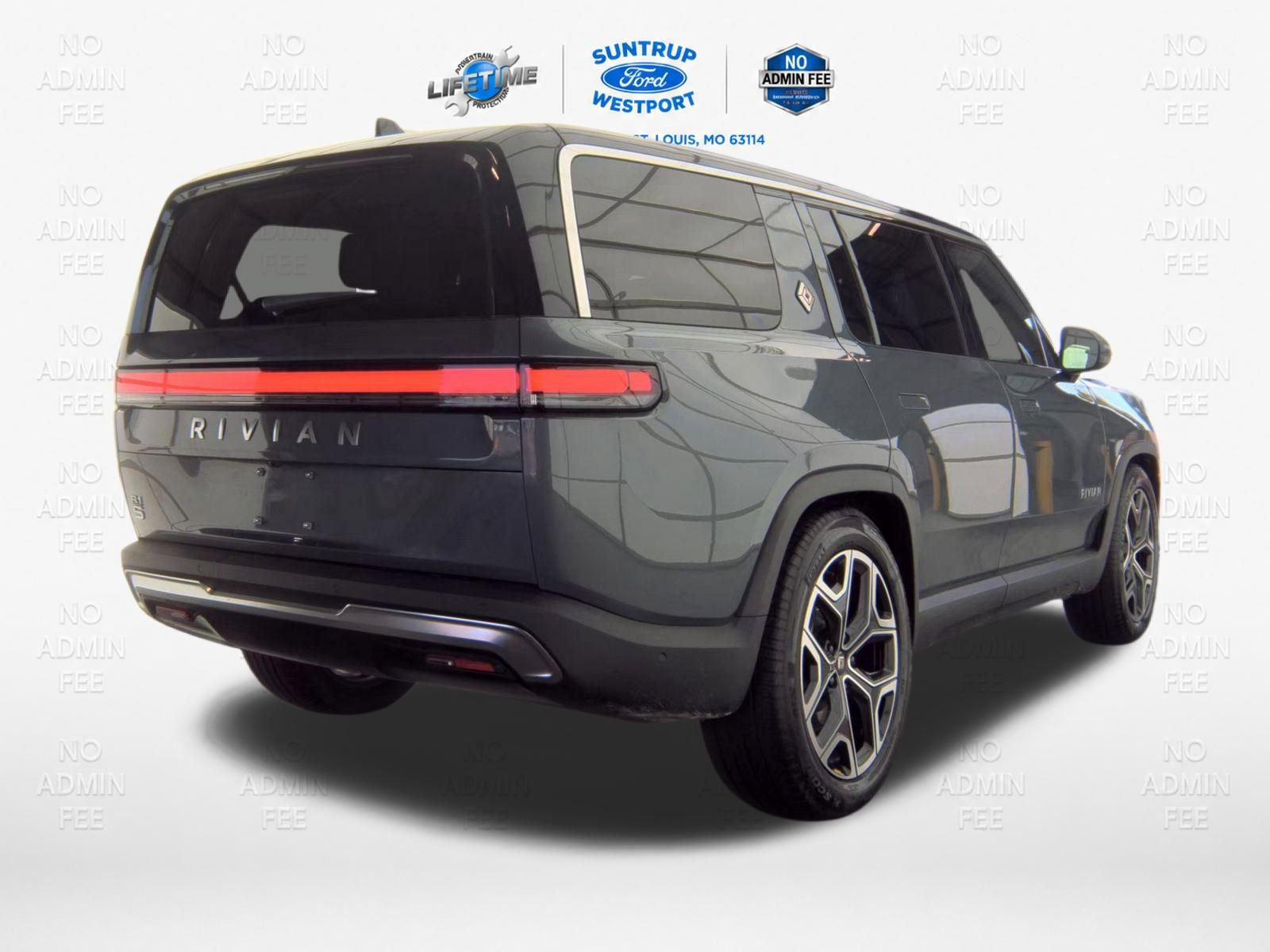 Used 2025 Rivian R1S Adventure Dual AWD/4WD image 14