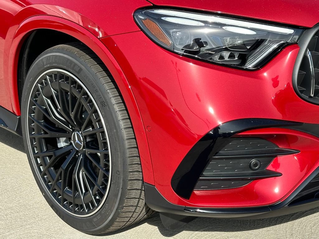 New 2025 Mercedes-Benz GLC 43 AMG 4MATIC Coupe image 4
