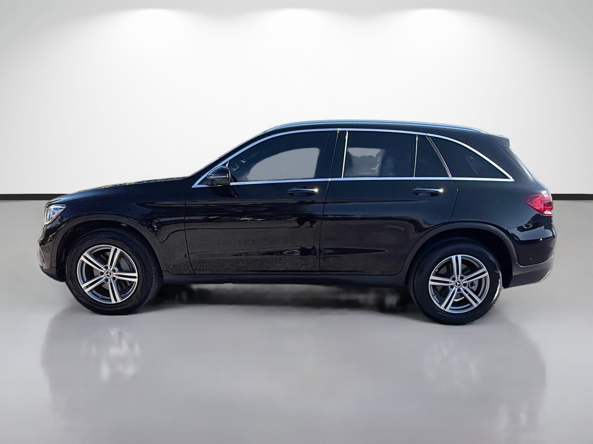 Used 2022 Mercedes-Benz GLC 300 image 6
