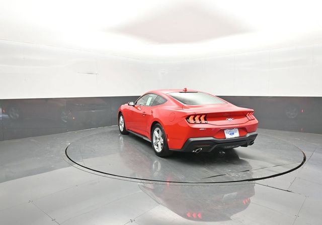 New 2026 Ford Mustang Coupe image 5