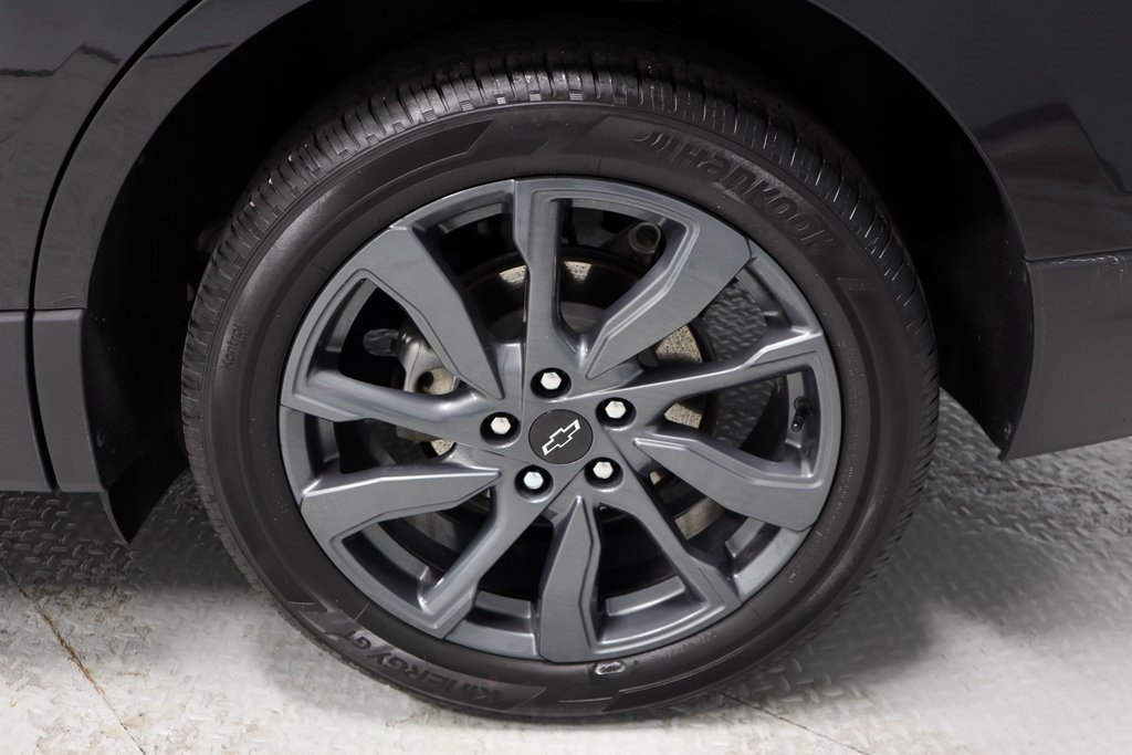 Used 2022 Chevrolet Equinox RS w/ Infotainment Package image 19