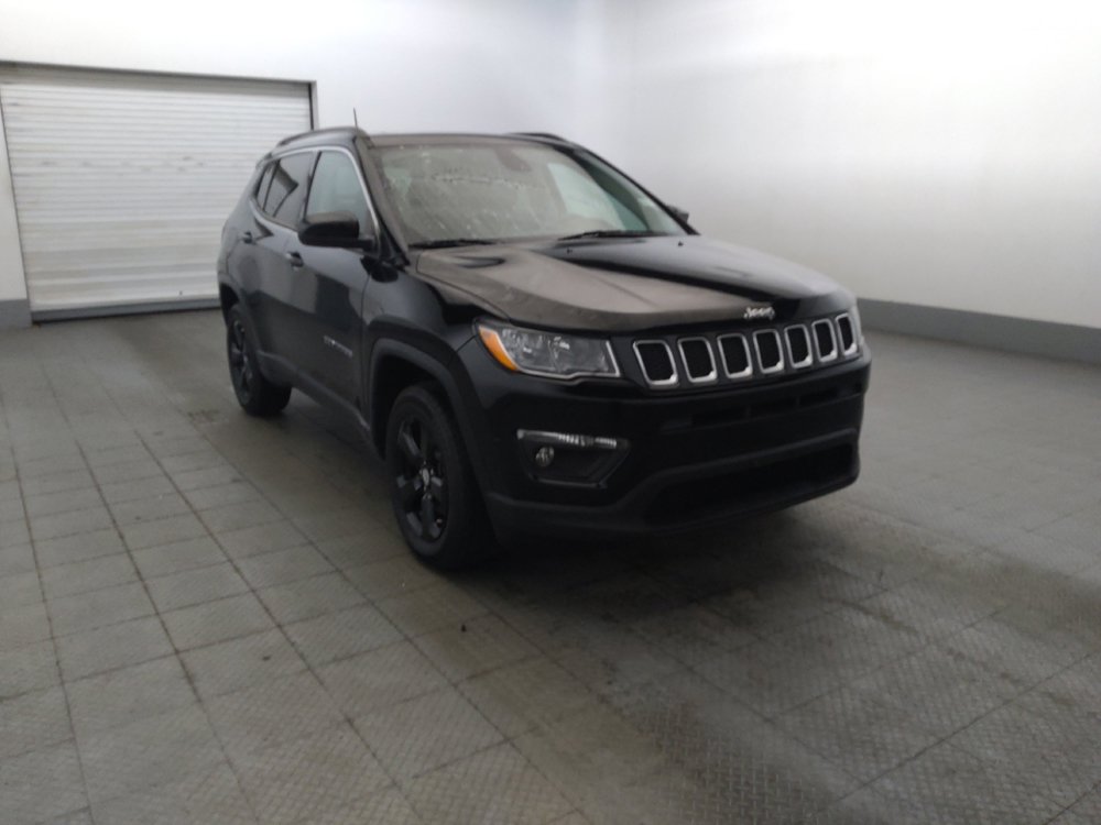 Used 2018 Jeep Compass Latitude w/ Cold Weather Group AWD/4WD image 13