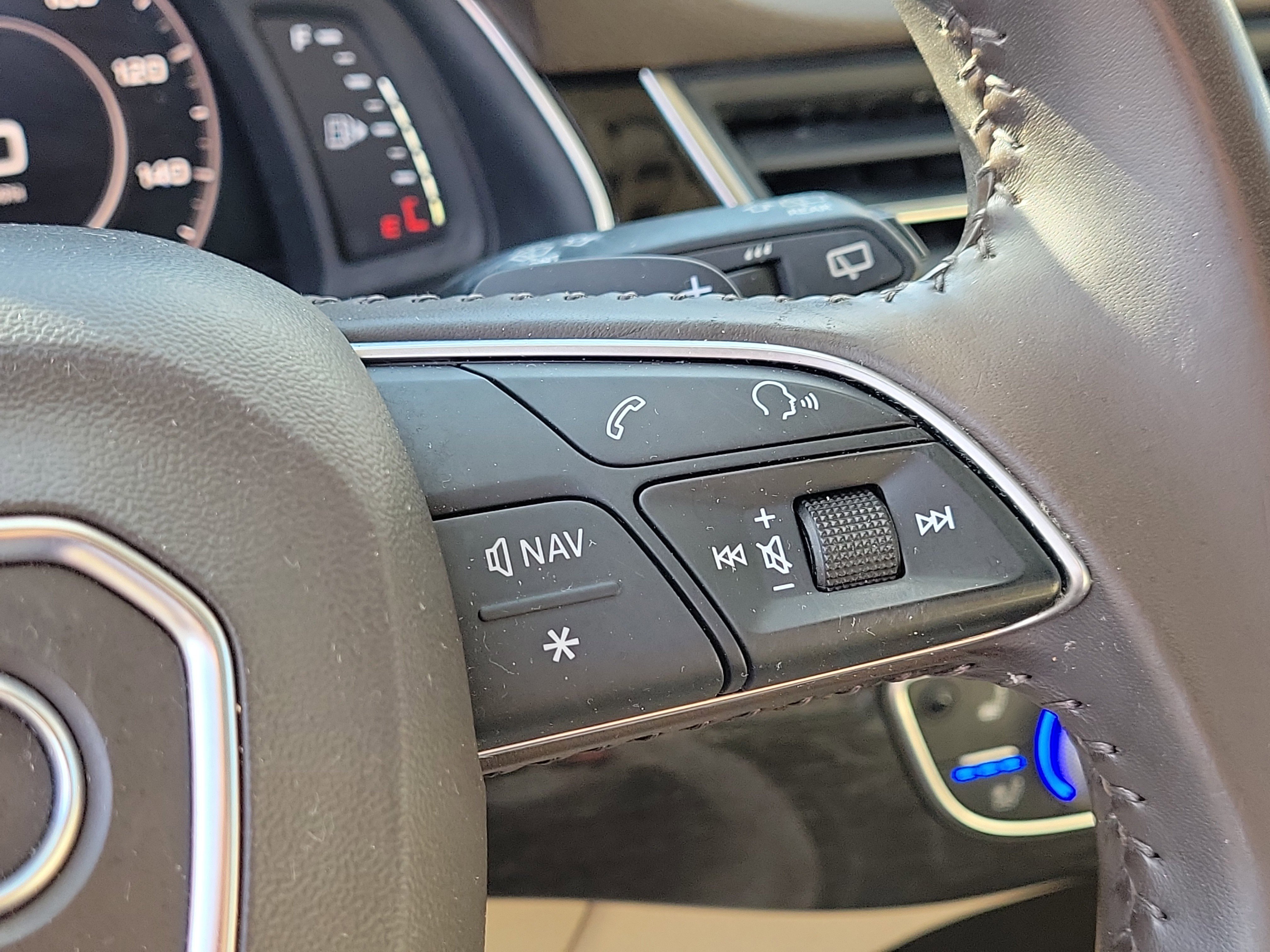 Used 2017 Audi Q7 3.0T Prestige image 33