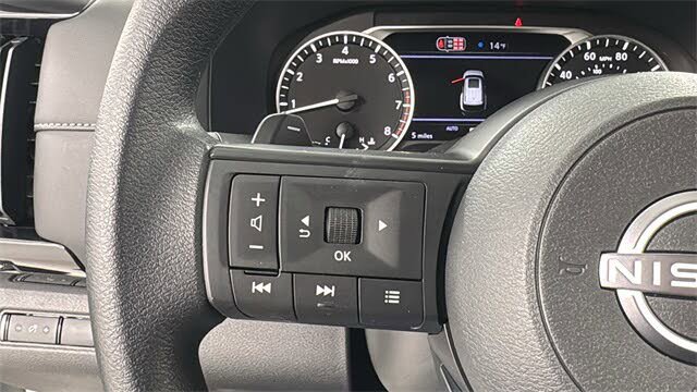 New 2026 Nissan Pathfinder S image 17