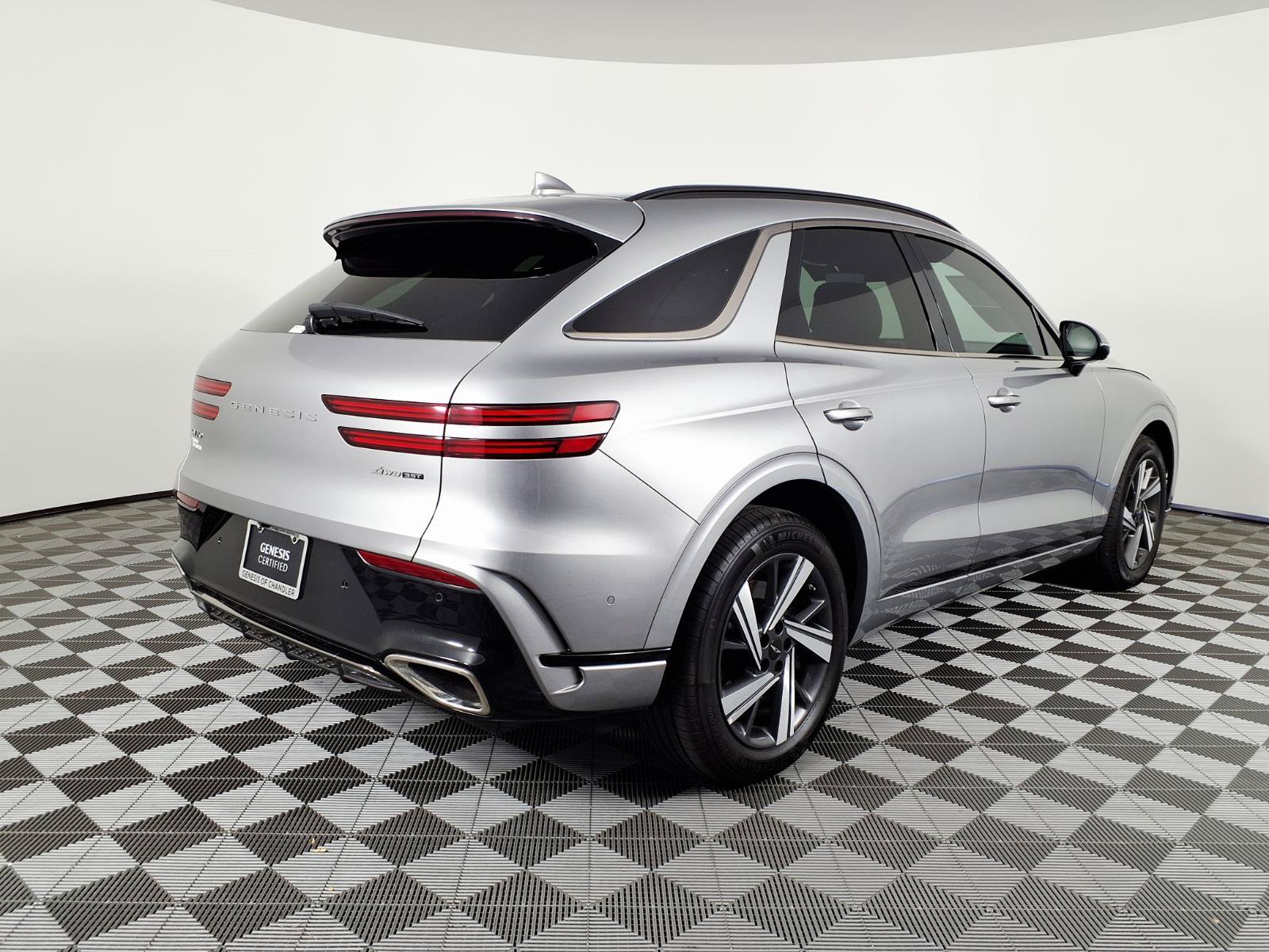 Certified 2026 Genesis GV70 3.5T Sport Advanced AWD/4WD image 4