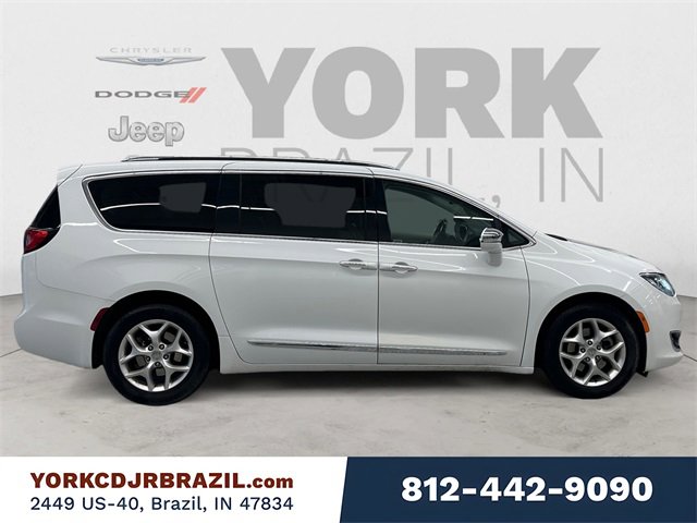 Used 2020 Chrysler Pacifica Limited image 6
