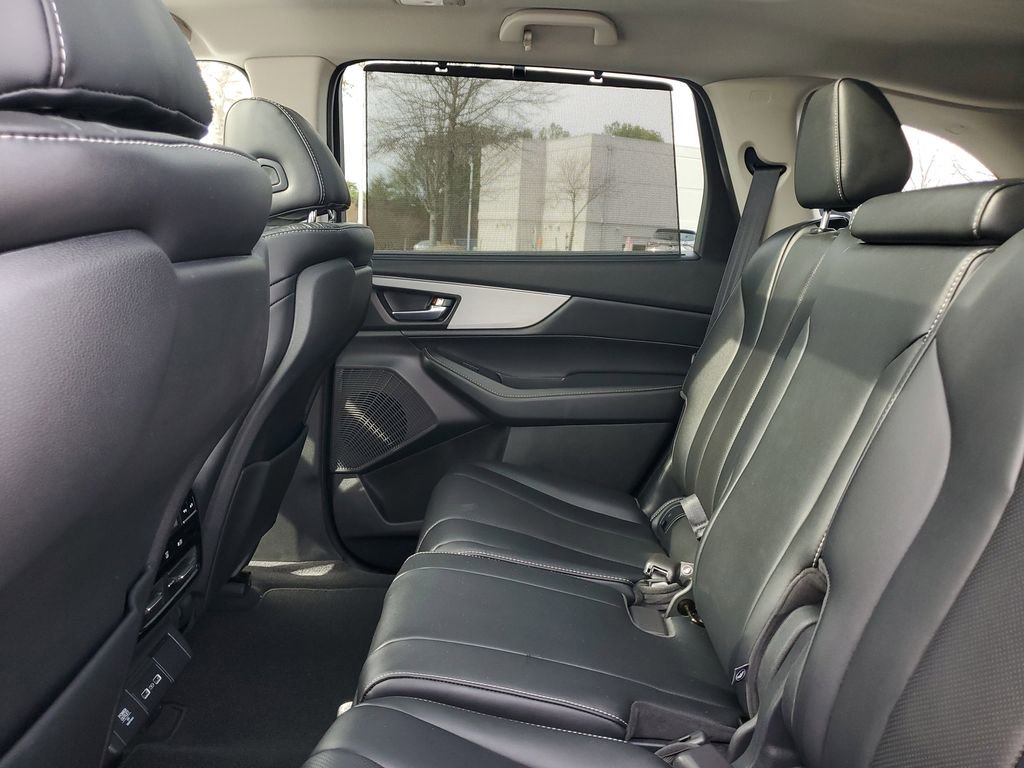 Certified 2023 Acura MDX FWD w/ Technology Package image 13