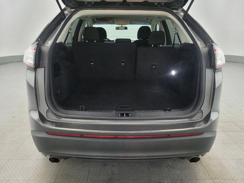 Used 2017 Ford Edge SE w/ Cargo Accessory Package image 29