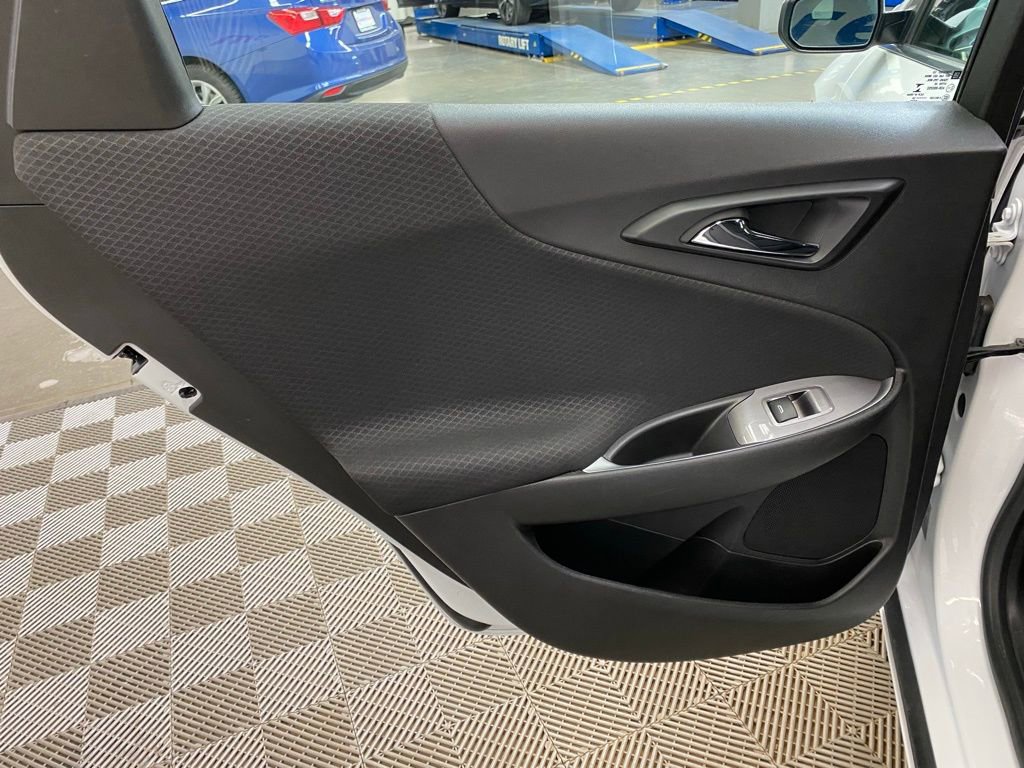 Used 2024 Chevrolet Malibu LT image 18