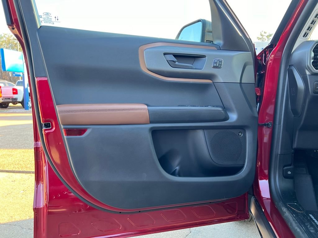 New 2025 Ford Bronco Sport Outer Banks w/ Outer Banks Tech Package+ image 11