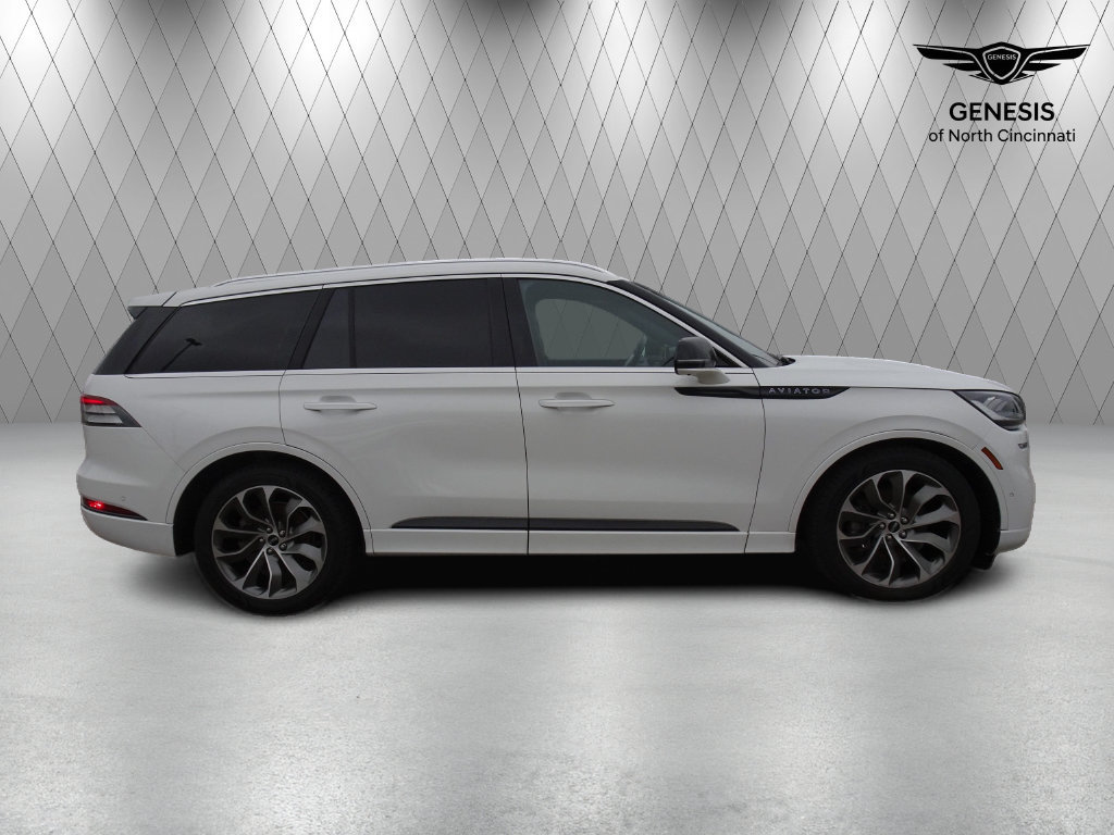 Used 2023 Lincoln Aviator Grand Touring w/ Equipment Group 301A AWD/4WD image 6