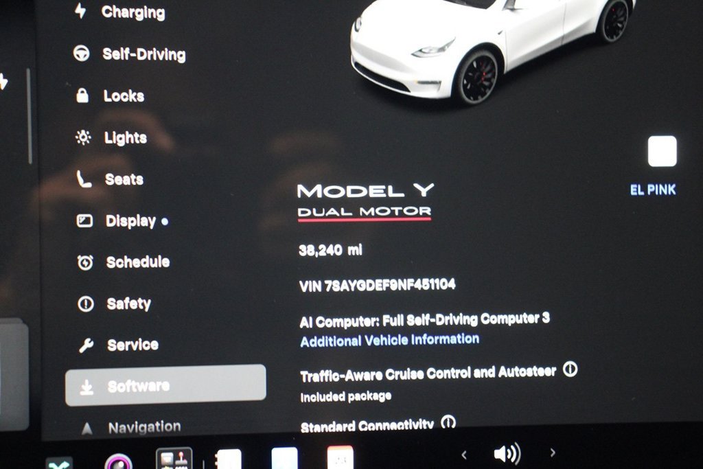 Used 2022 Tesla Model Y Performance AWD/4WD image 18