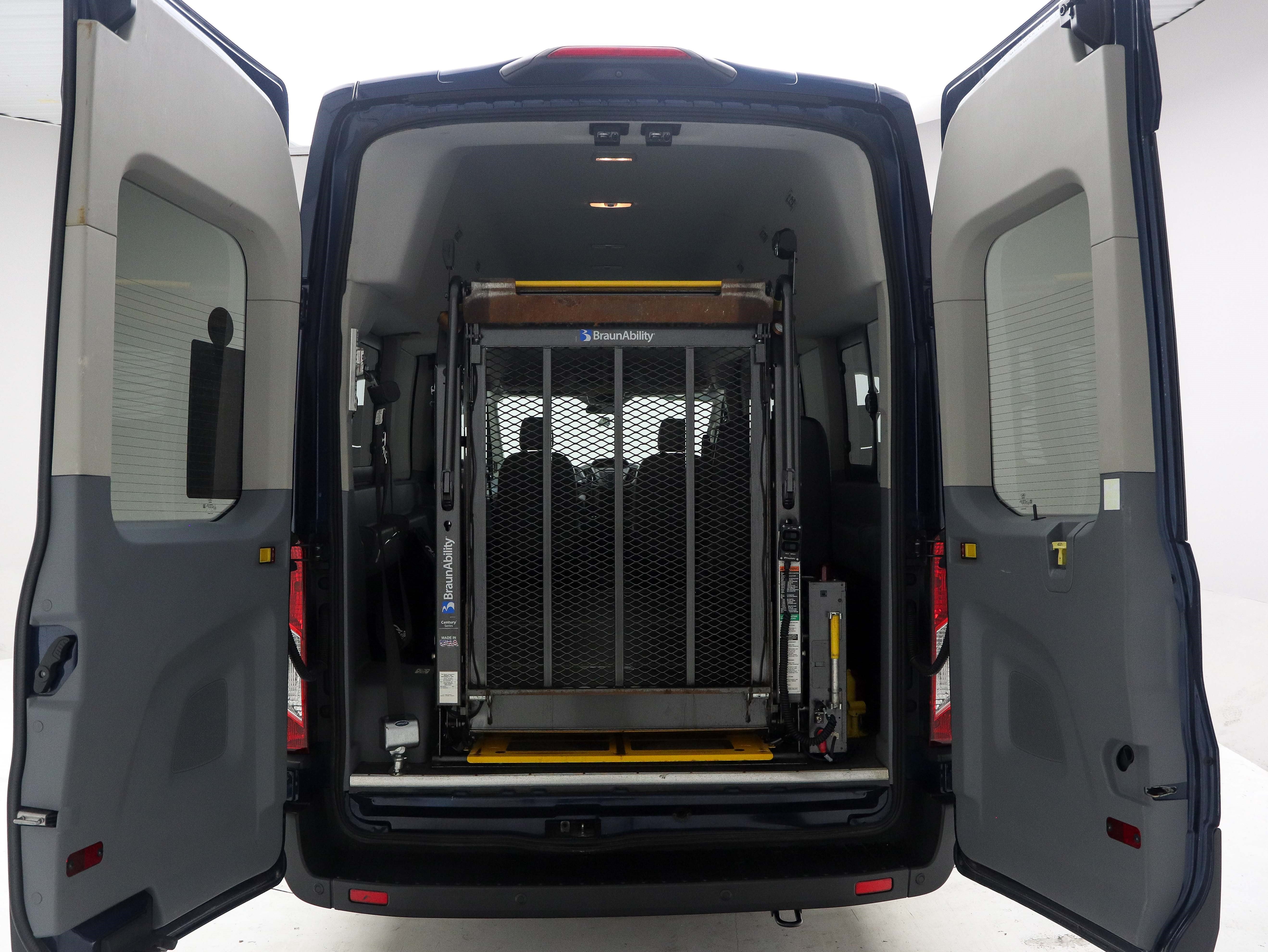 Used 2019 Ford Transit 350 XL RWD image 10