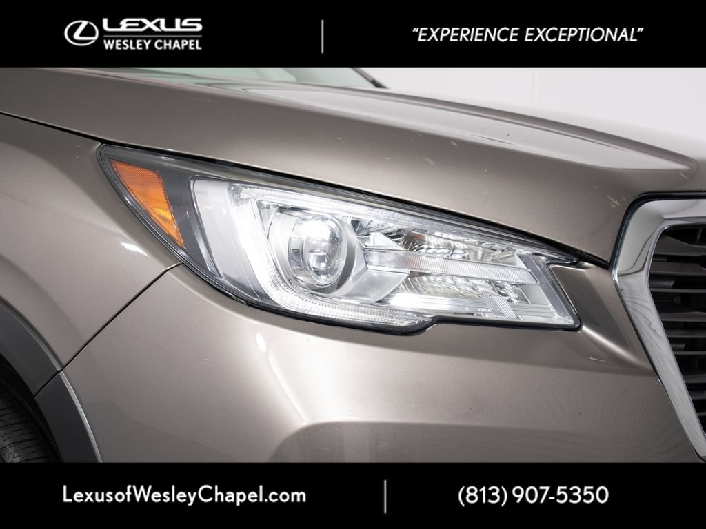 Used 2022 Subaru Ascent Premium w/ Convenience Package AWD/4WD image 3