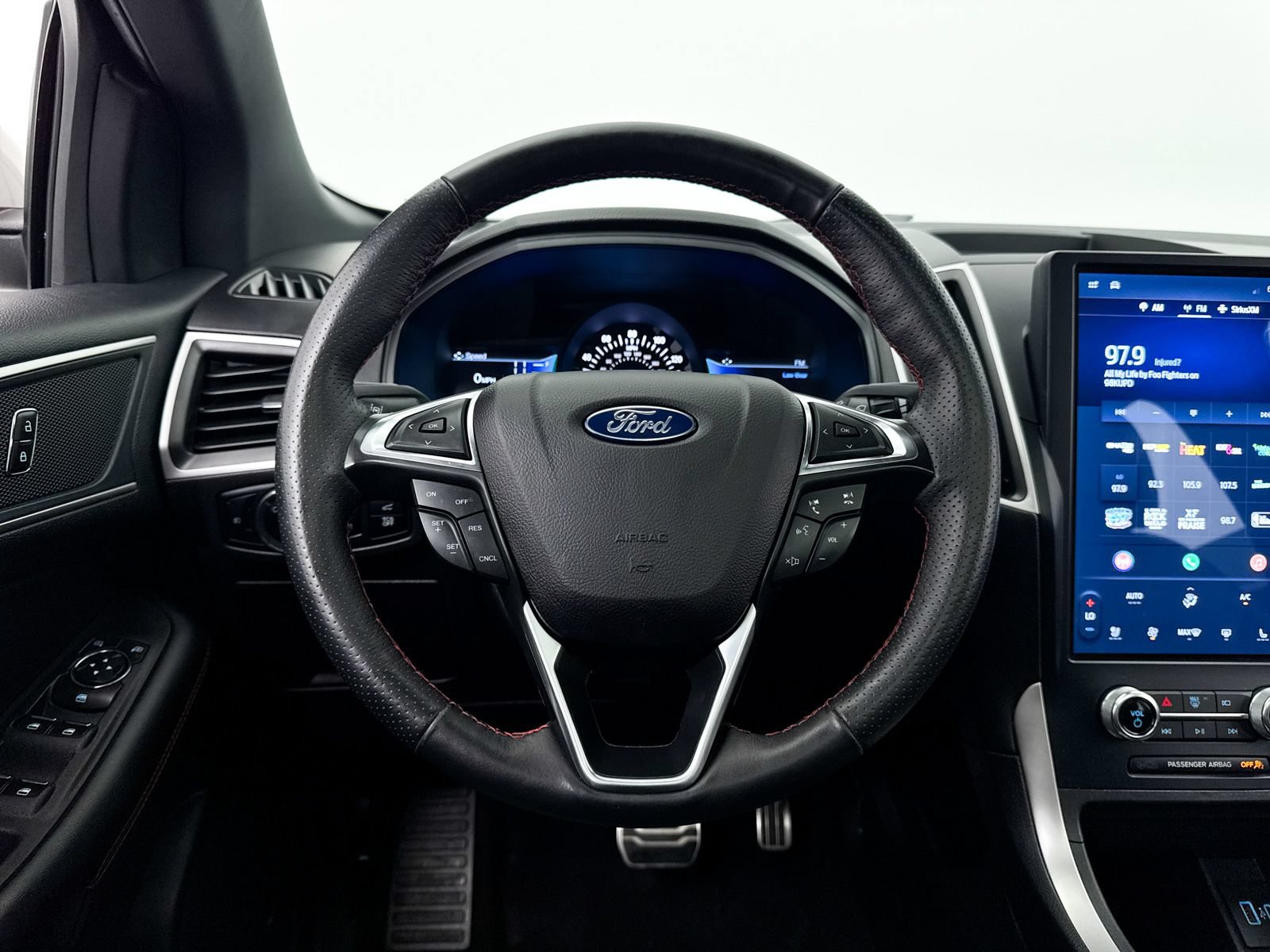 Used 2023 Ford Edge ST-Line AWD/4WD image 4