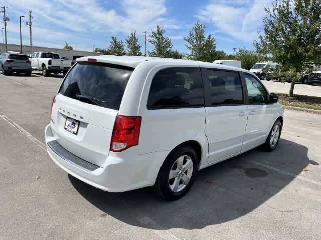 Certified 2016 Dodge Grand Caravan SE w/ Quick Order Package 29E SE FWD image 8