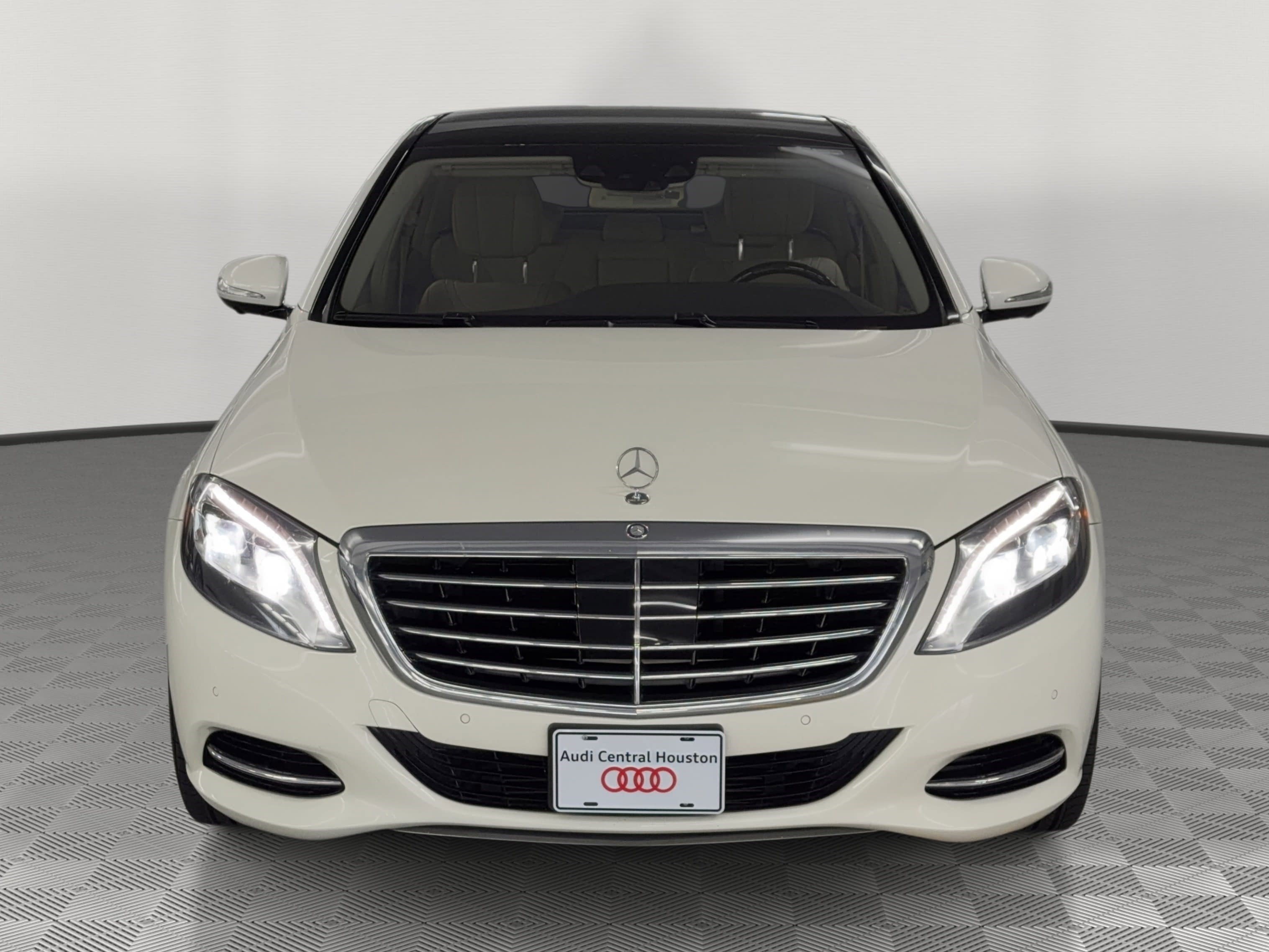 Used 2015 Mercedes-Benz S 550 Sedan image 6