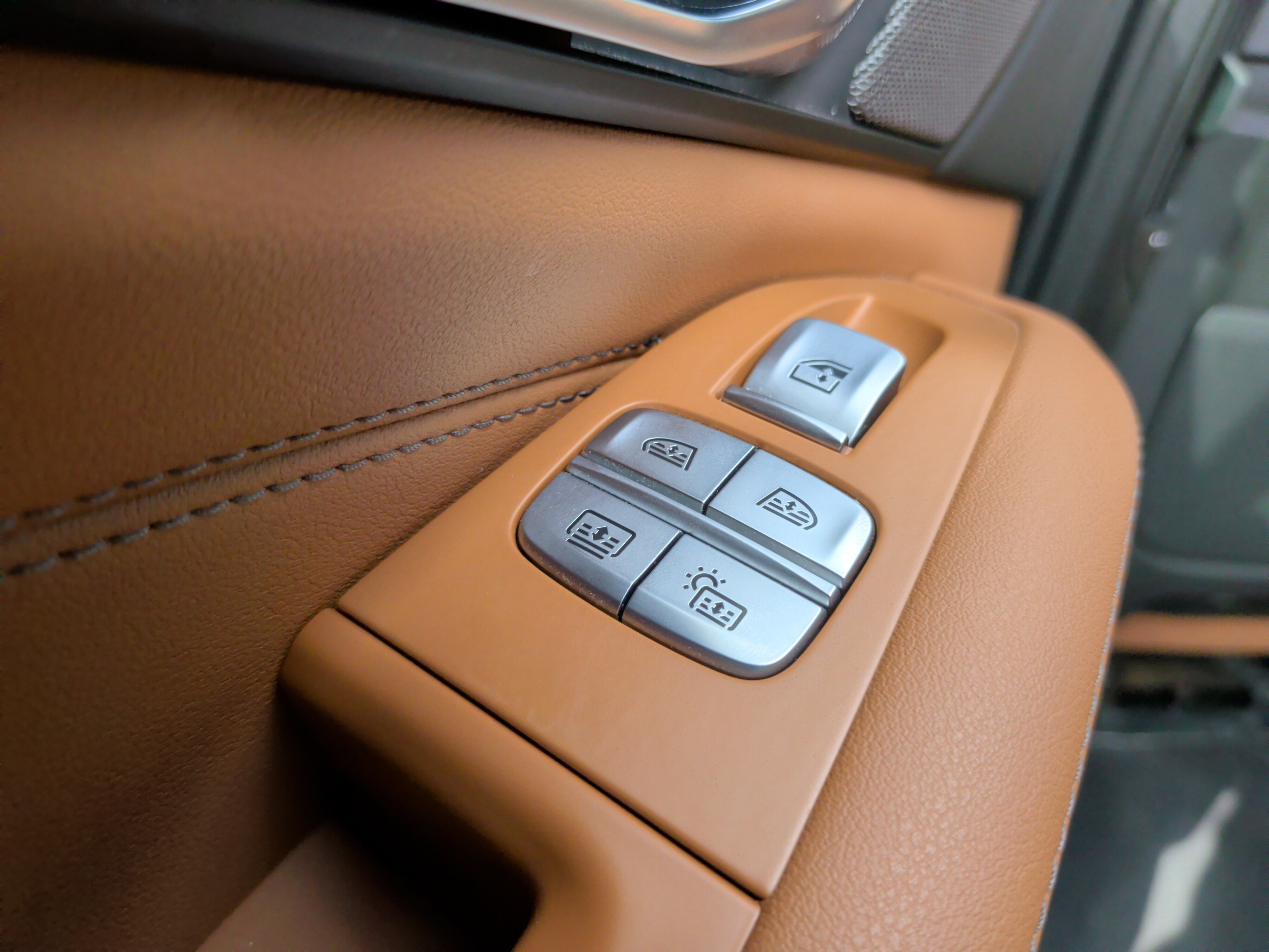 Certified 2023 BMW X7 xDrive40i w/ M Sport Package image 43