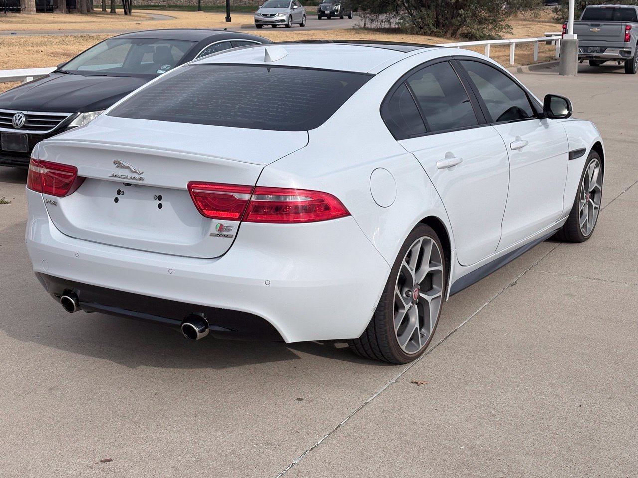 Used 2018 Jaguar XE S AWD/4WD image 4