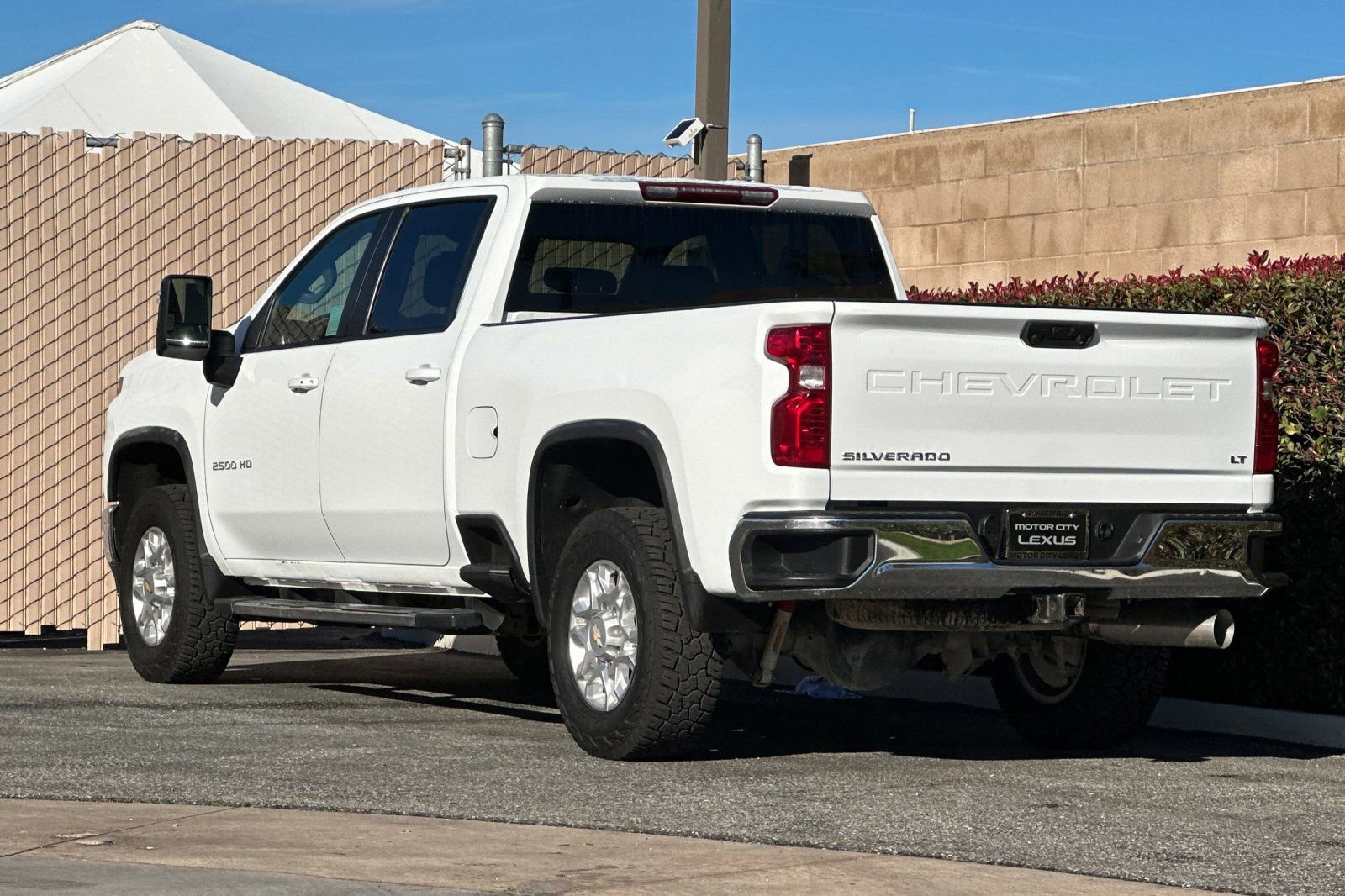 Used 2023 Chevrolet Silverado 2500 LT w/ Convenience Package image 6