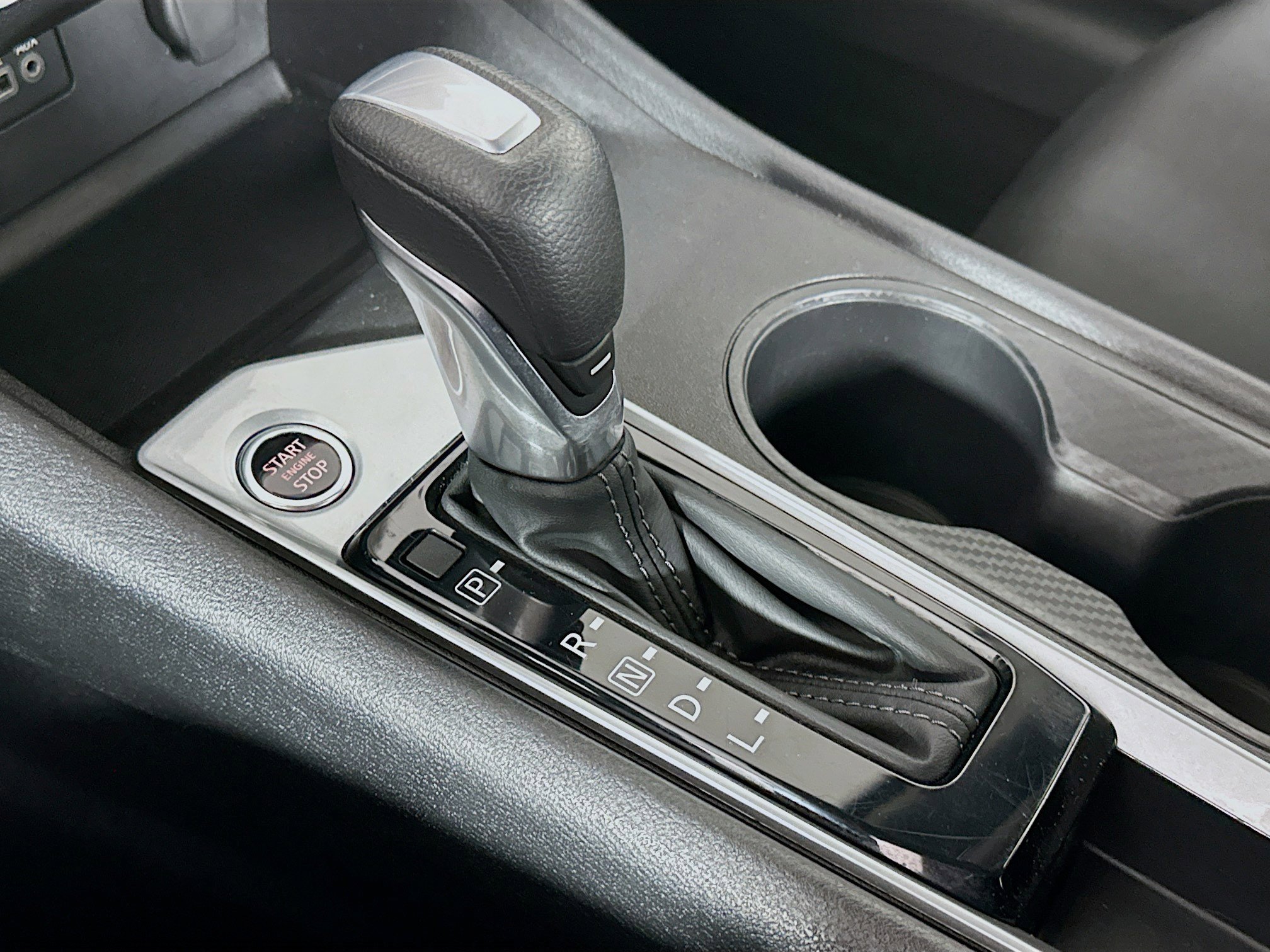 Used 2025 Nissan Altima 2.5 SV image 23