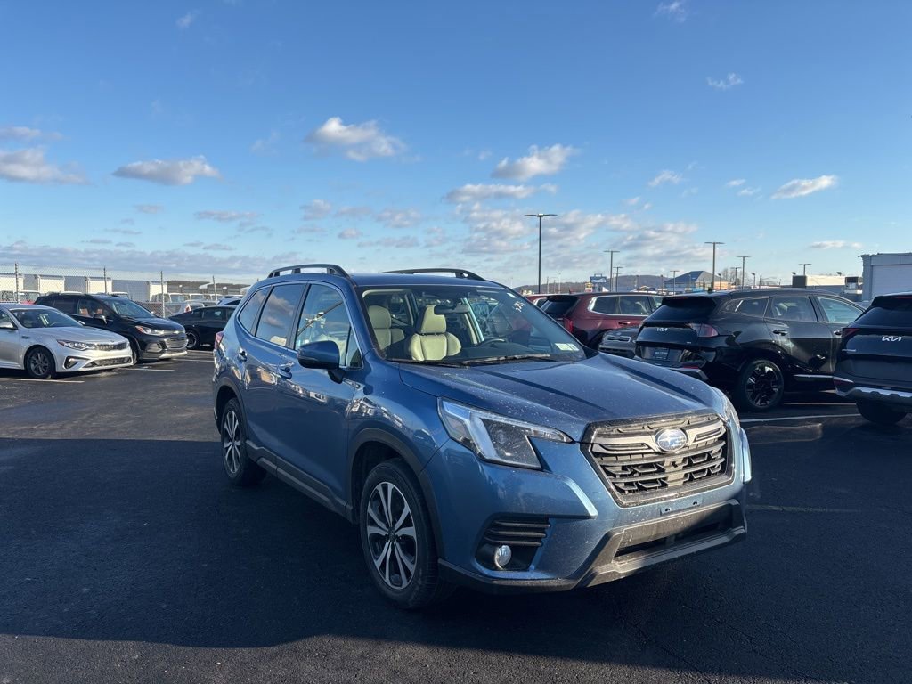 Used 2022 Subaru Forester Limited image 1