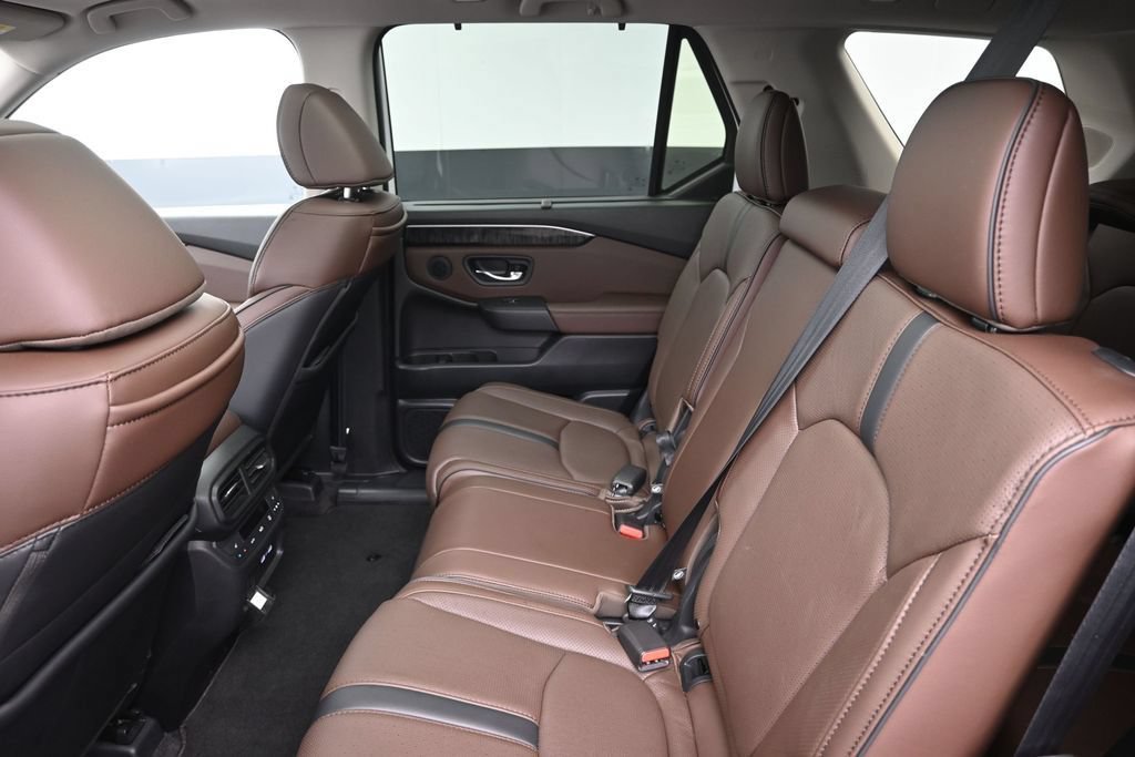 Certified 2023 Honda Pilot Elite image 28